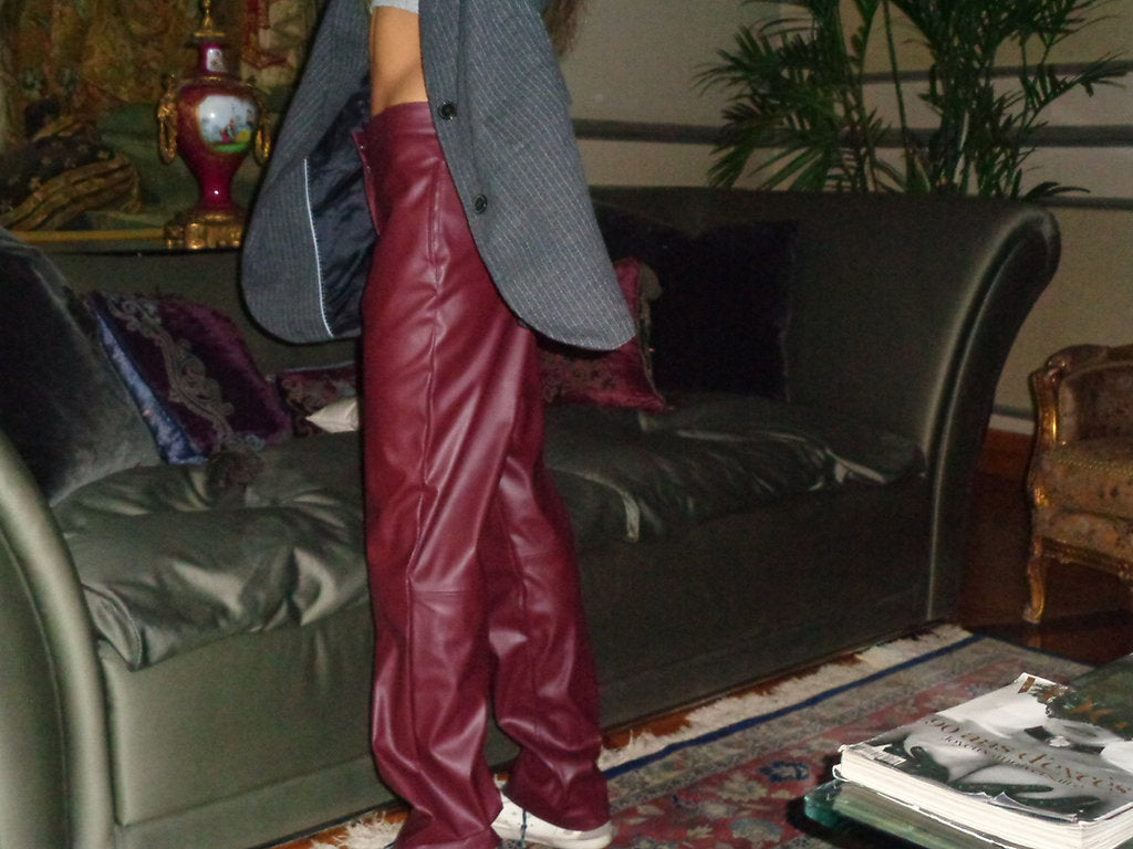 LEATHER PANTS